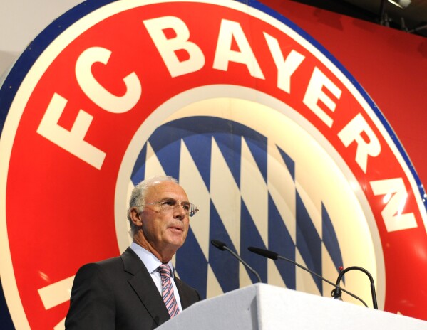 Bayern Munich mourning death of much-loved club icon Franz Bayern Munich mourning death of much-loved club icon Franz